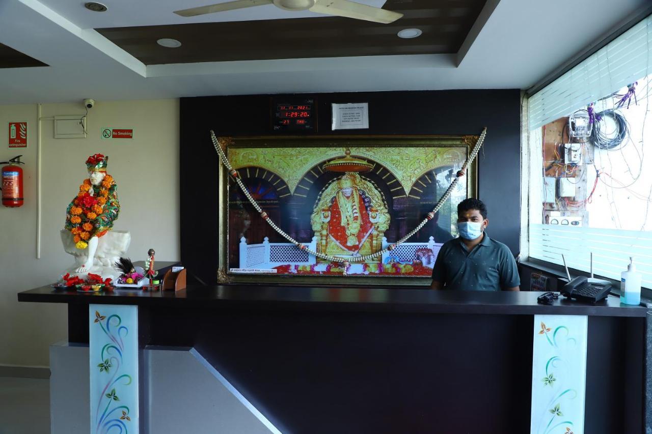 שירדי Sai Madhavi Palace Hotel מראה חיצוני תמונה